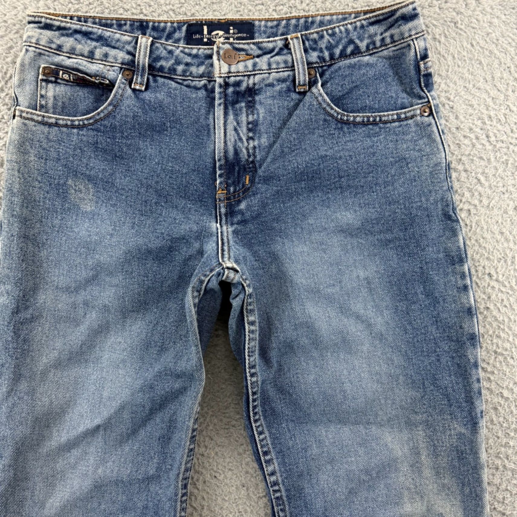 Vintage VINTAGE LEI Jeans Womens 9 Blue Light Wash Flare Leg Bootcut Denim Hipster Y2K Jeans Women 90s Bohemian Hipster Boys? Size 30" / US 8 / IT 44 - 3 Thumbnail