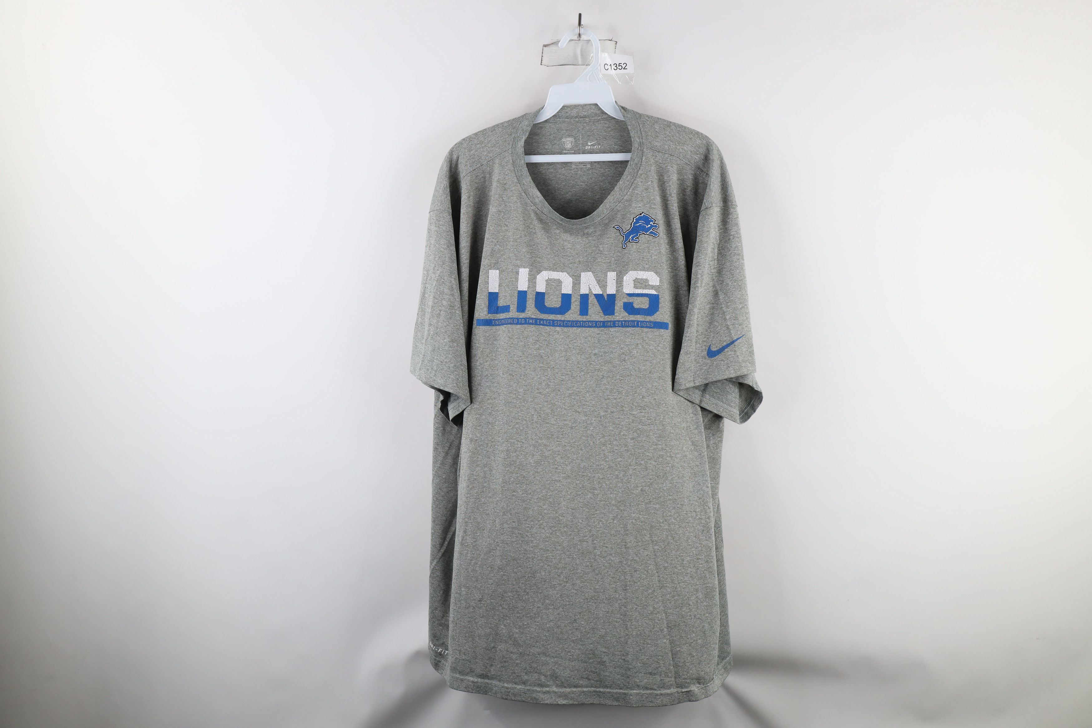 Nike × Vintage Nike Spell Out Detroit Lions Football Short Sleeve T-Shirt Size US XXL / EU 58 / 5 - 1 Thumbnail