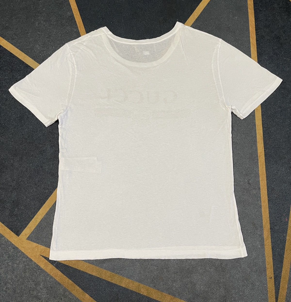 Gucci 🔥A$AP ROCKY🔥Gucci Classic Logo White Tee - size L Size US L / EU 52-54 / 3 - 3 Thumbnail