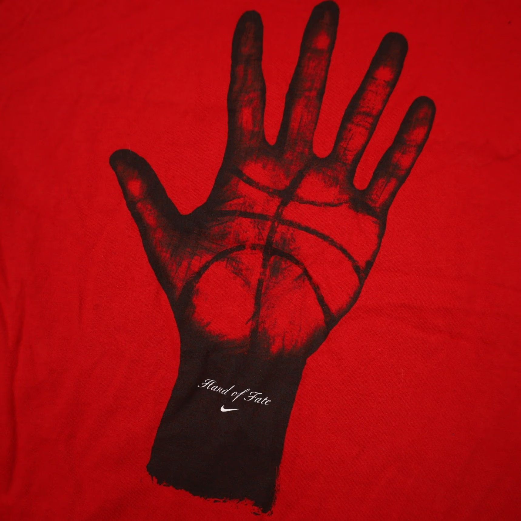 Nike VINTAGE Nike Hand of Fate Mens T-Shirt Red XXL Graphic Shirt Size US XXL / EU 58 / 5 - 7 Thumbnail