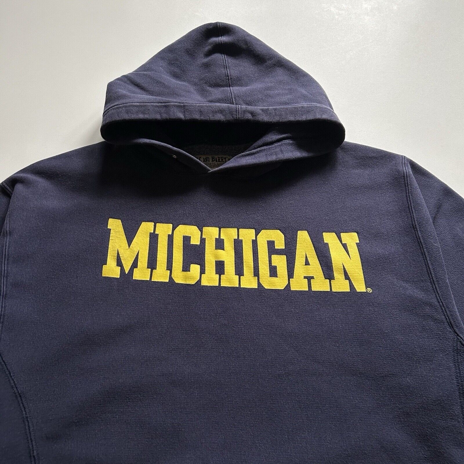 NCAA × Steve And Barrys × Vintage Vintage 2000s Michigan Wolverines NCAA College Hoodie Medium Size US M / EU 48-50 / 2 - 2 Thumbnail