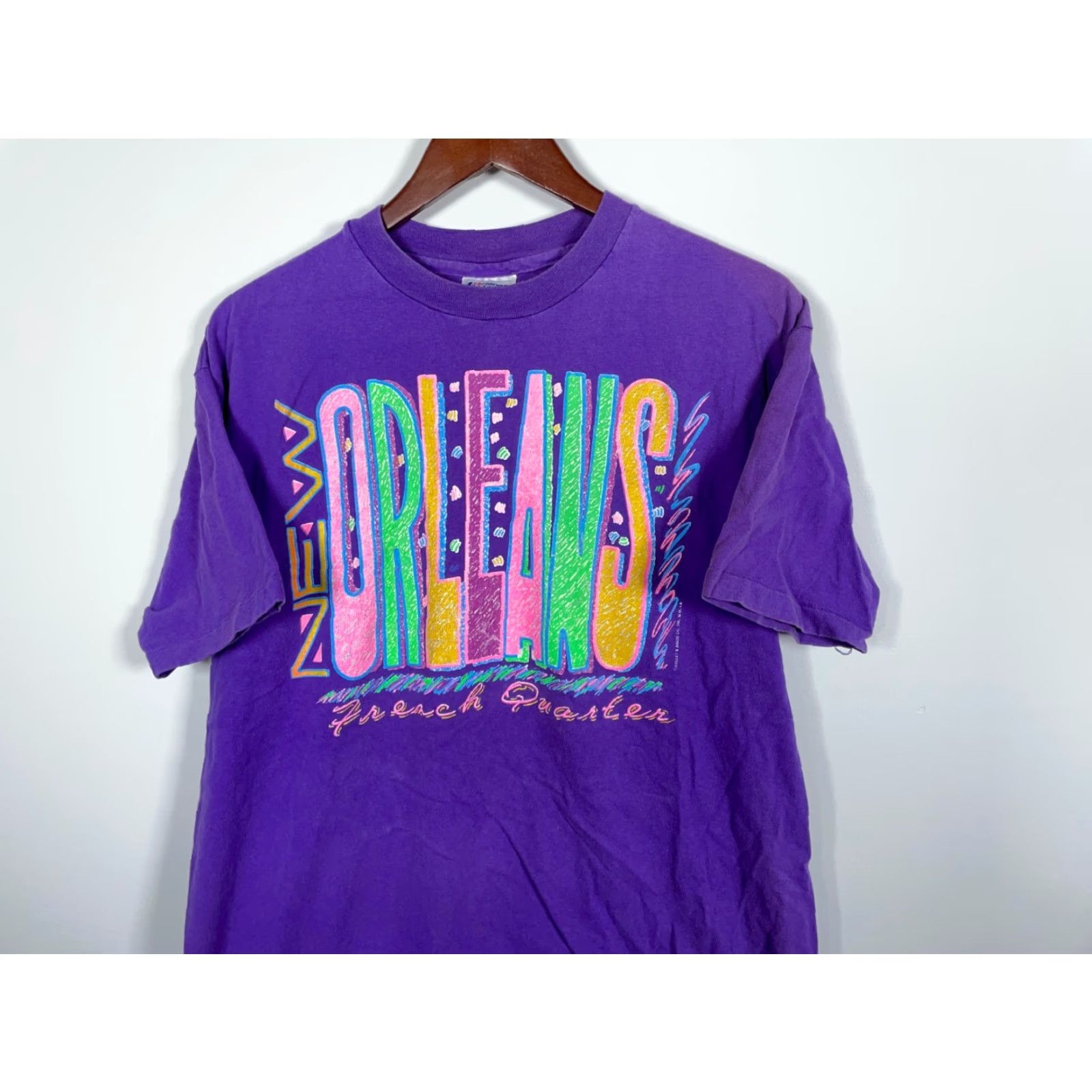 Hanes VINTAGE Hanes Beefy New Orleans T-Shirt Adult Large Purple Graphic Print Single Stitch 90s Mens Size US L / EU 52-54 / 3 - 4 Thumbnail