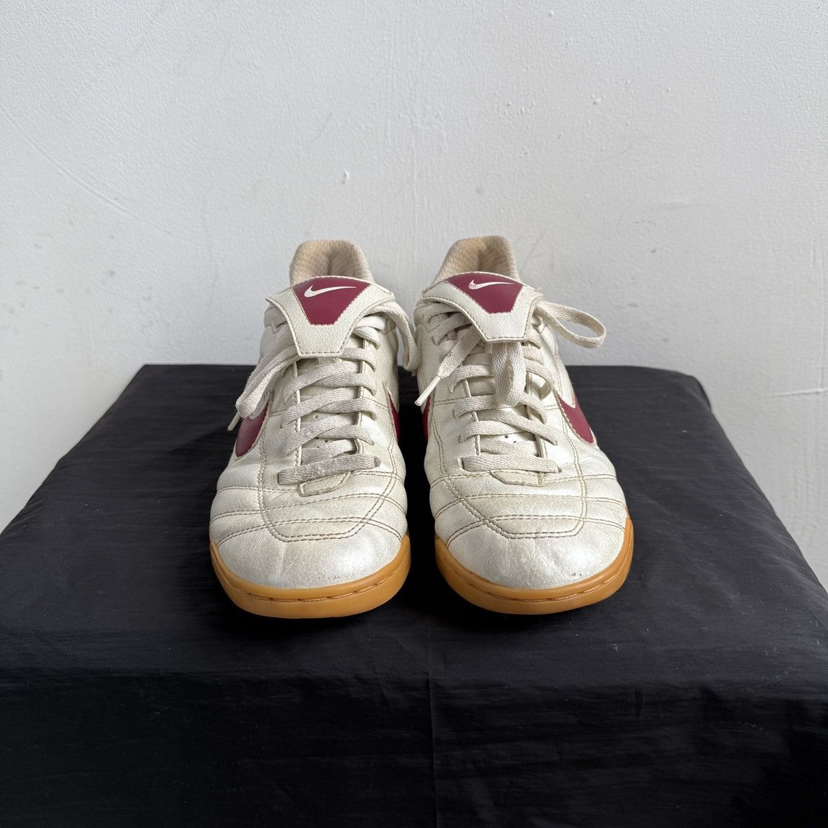 Nike Vintage Nike Tiempo Soccer Trainers Size US 7 / EU 40 - 4 Thumbnail
