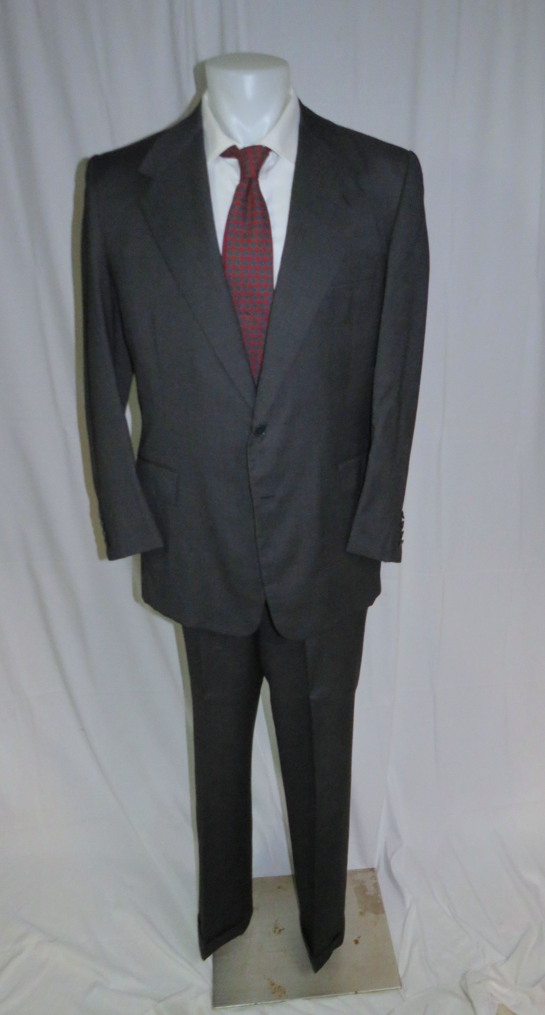 image of Bespoke William Fioravanti Gray Birdseye Two Button Suit 38L in Grey, Men's