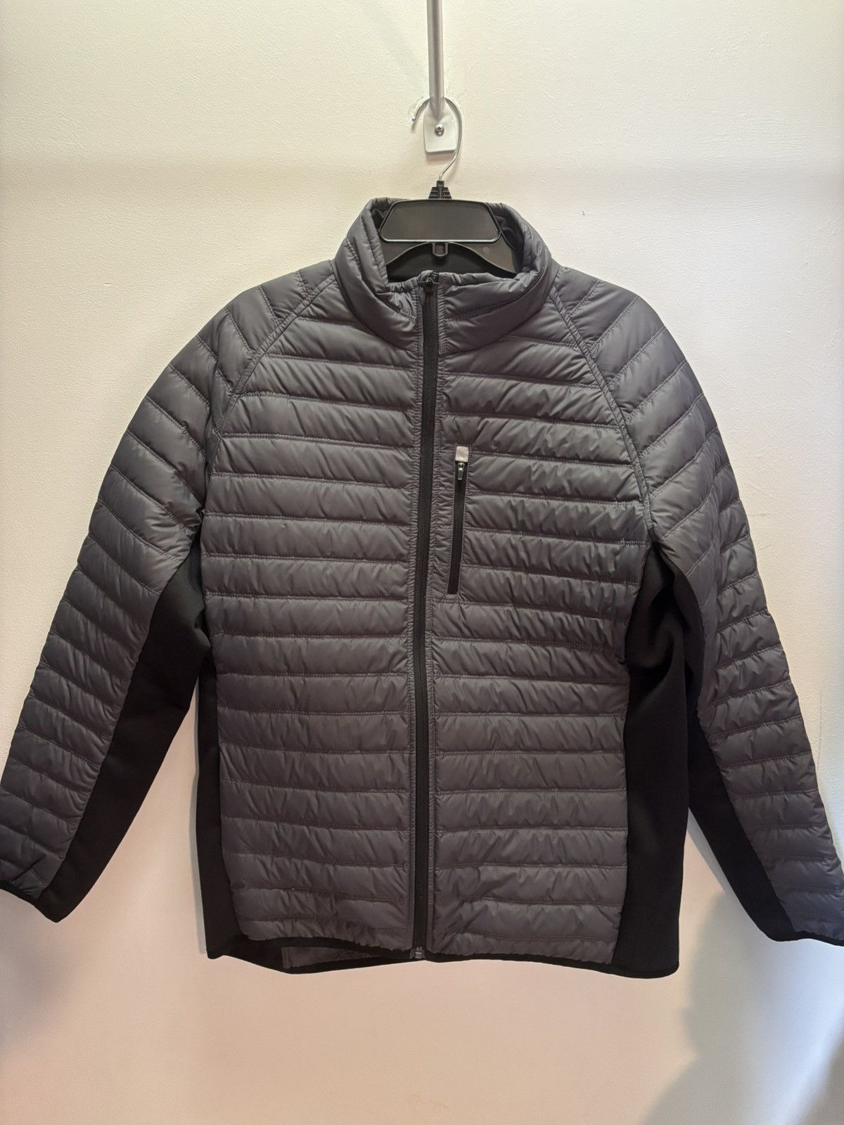 Other Men’s Zella Performance Never Worn Windbreaker (L) Size US L / EU 52-54 / 3 - 1 Thumbnail