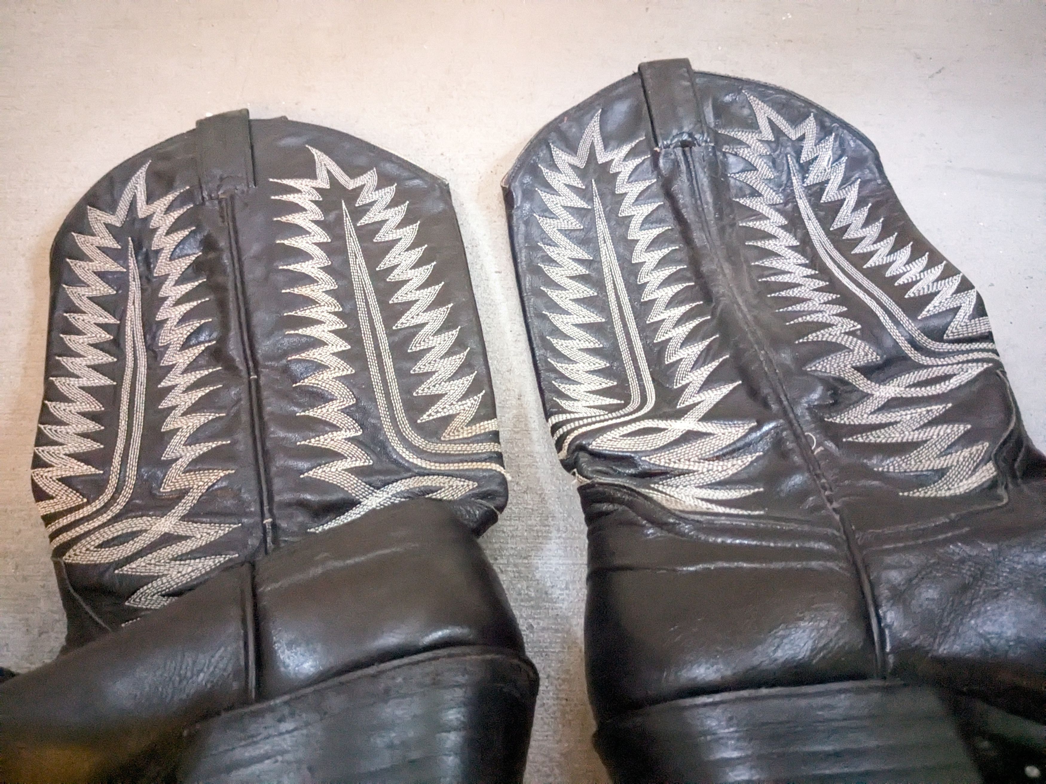 Tony Lama Cowtown Cowboy Boots Black 9.5 EE Wide USA Size US 9.5 / EU 42-43 - 7 Thumbnail