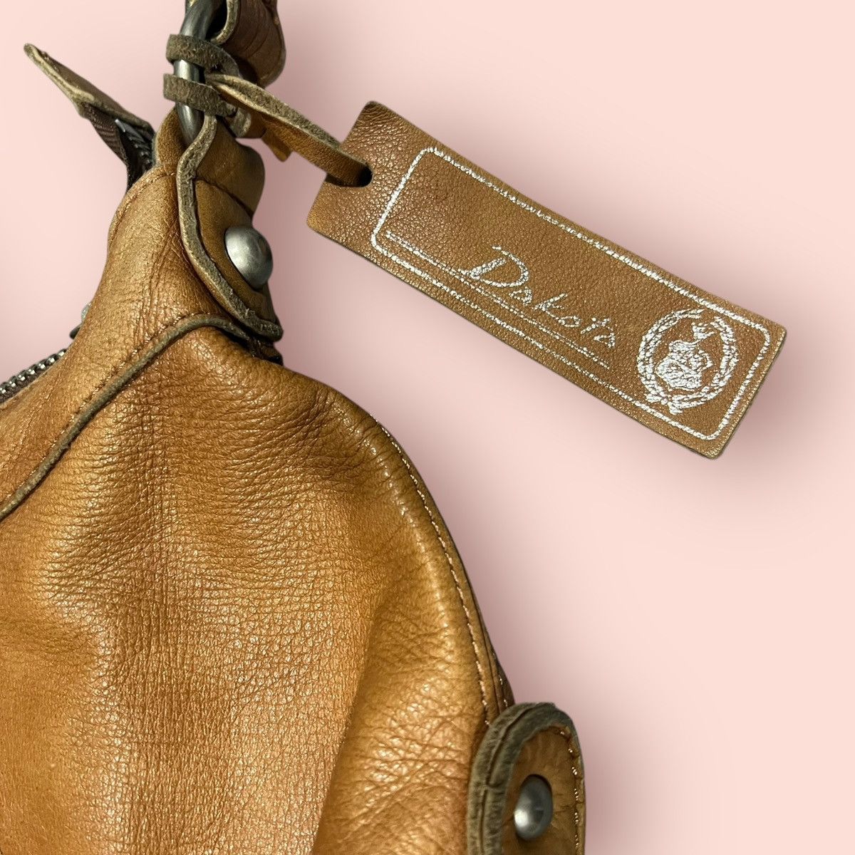 Dakota Grizzly × Japanese Brand × Leather VINTAGE DAKOTA JAPAN LEATHER CROSSBODY SHOULDER SLING BAG Size ONE SIZE - 25 Thumbnail