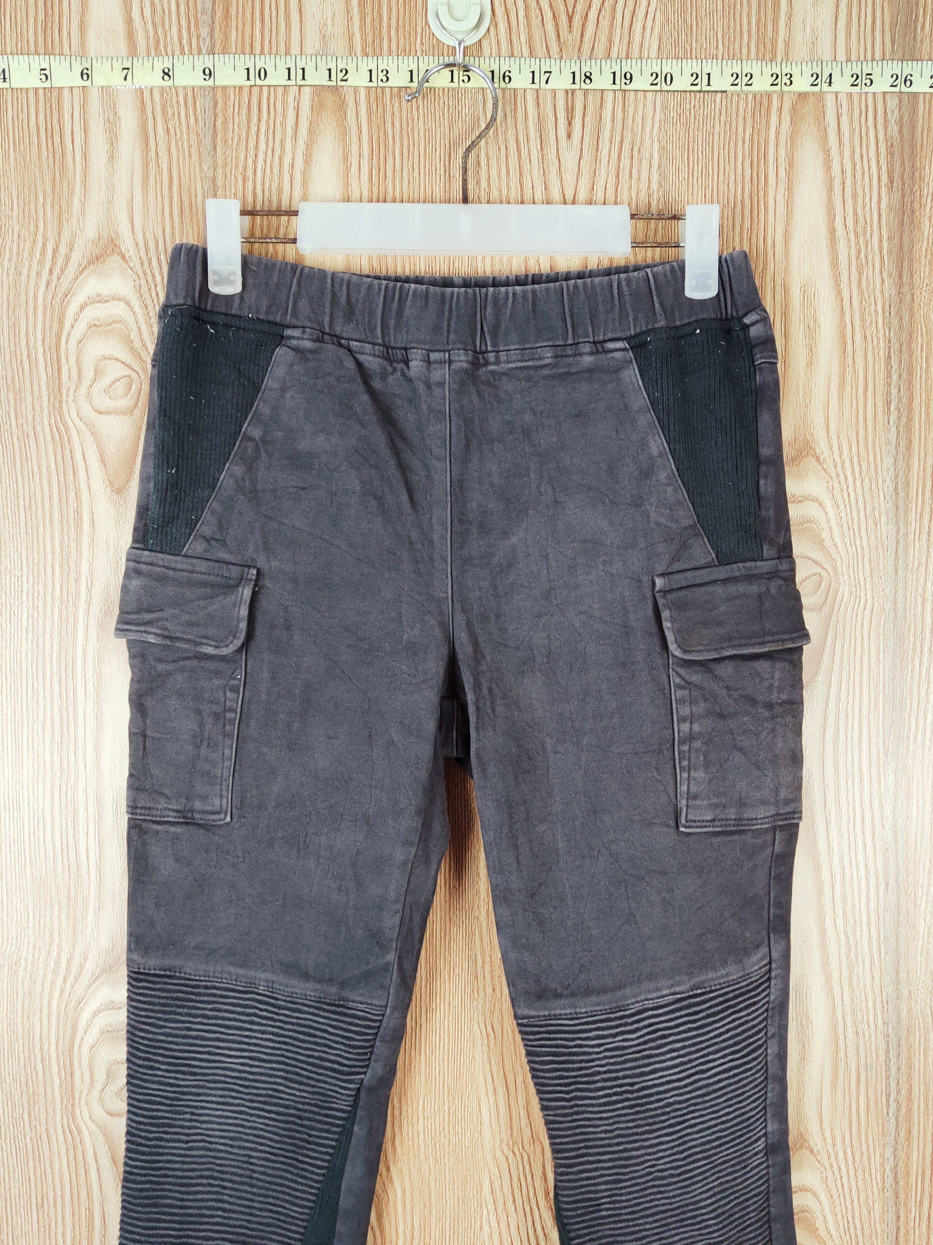 Japanese Brand Siren Black Multipocket Cargo Skinny Pants #W461 Size US 28 / EU 44 - 2 Thumbnail