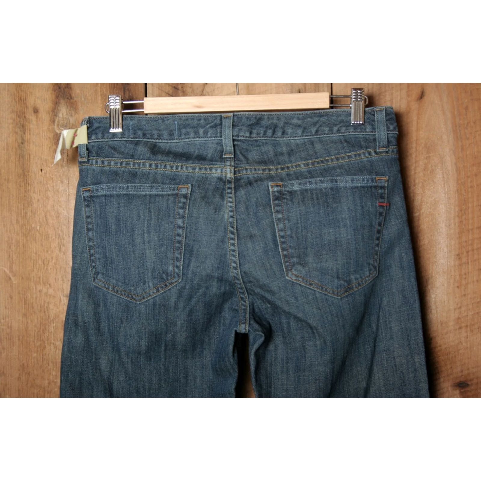 Gap VINTAGE GAP Blue Stretch Denim Low Rise Flare Leg Jeans Sz. 8 (32x31) Women Jeans Blue Flared 2007 Spring Womens Size 8 Slim Fit Tight Hosiery? Size 24" / US 00 / IT 34 - 4 Thumbnail