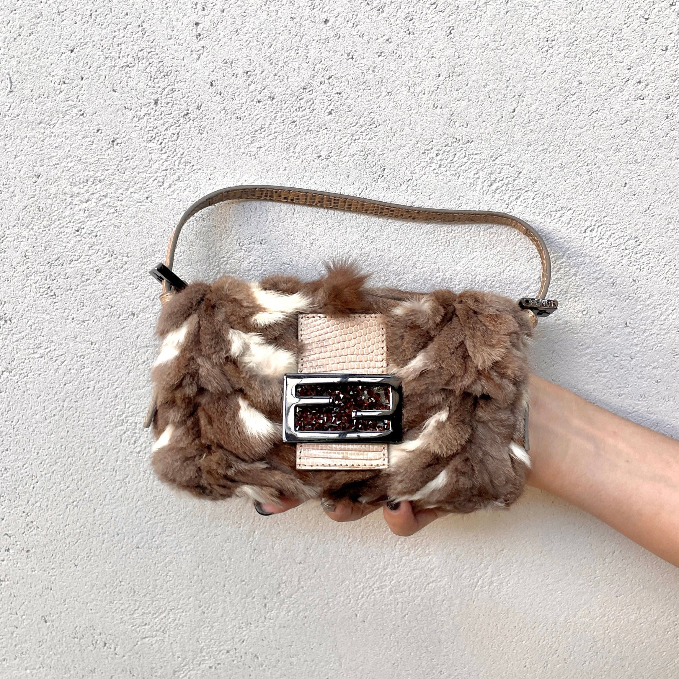 Fendi Fendi Fur Lizard Skin Leather Mini Mamma Bucket Size ONE SIZE - 1 Thumbnail