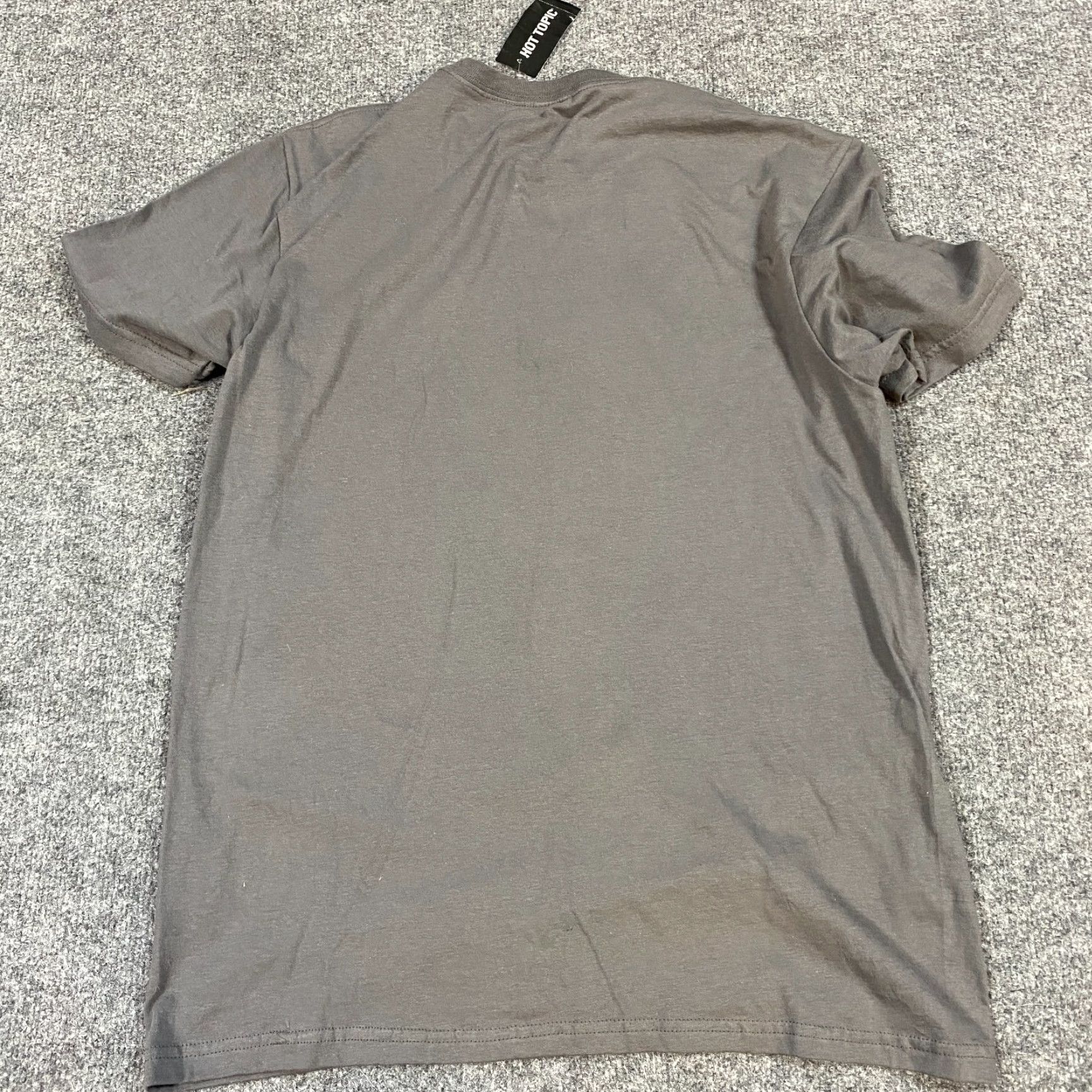 Hot Topic Stranger Things Stitch T-Shirt M Gray Hot Topic Official NEW User: Stranger Things Official M Gray T-Shirt Hot Topic NEW Size US M / EU 48-50 / 2 - 7 Thumbnail