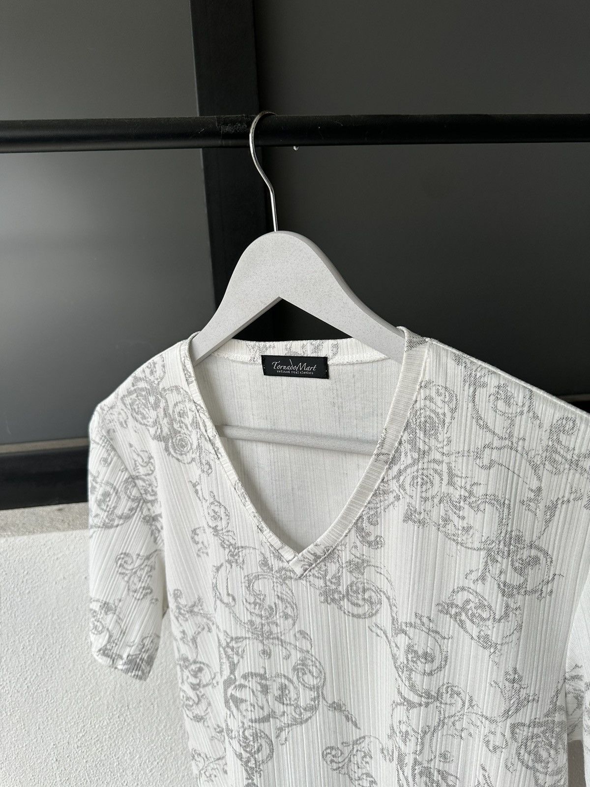 Tornado Mart 00's Tornado Mart floral overprinted mesh tee Size US M / EU 48-50 / 2 - 11 Thumbnail