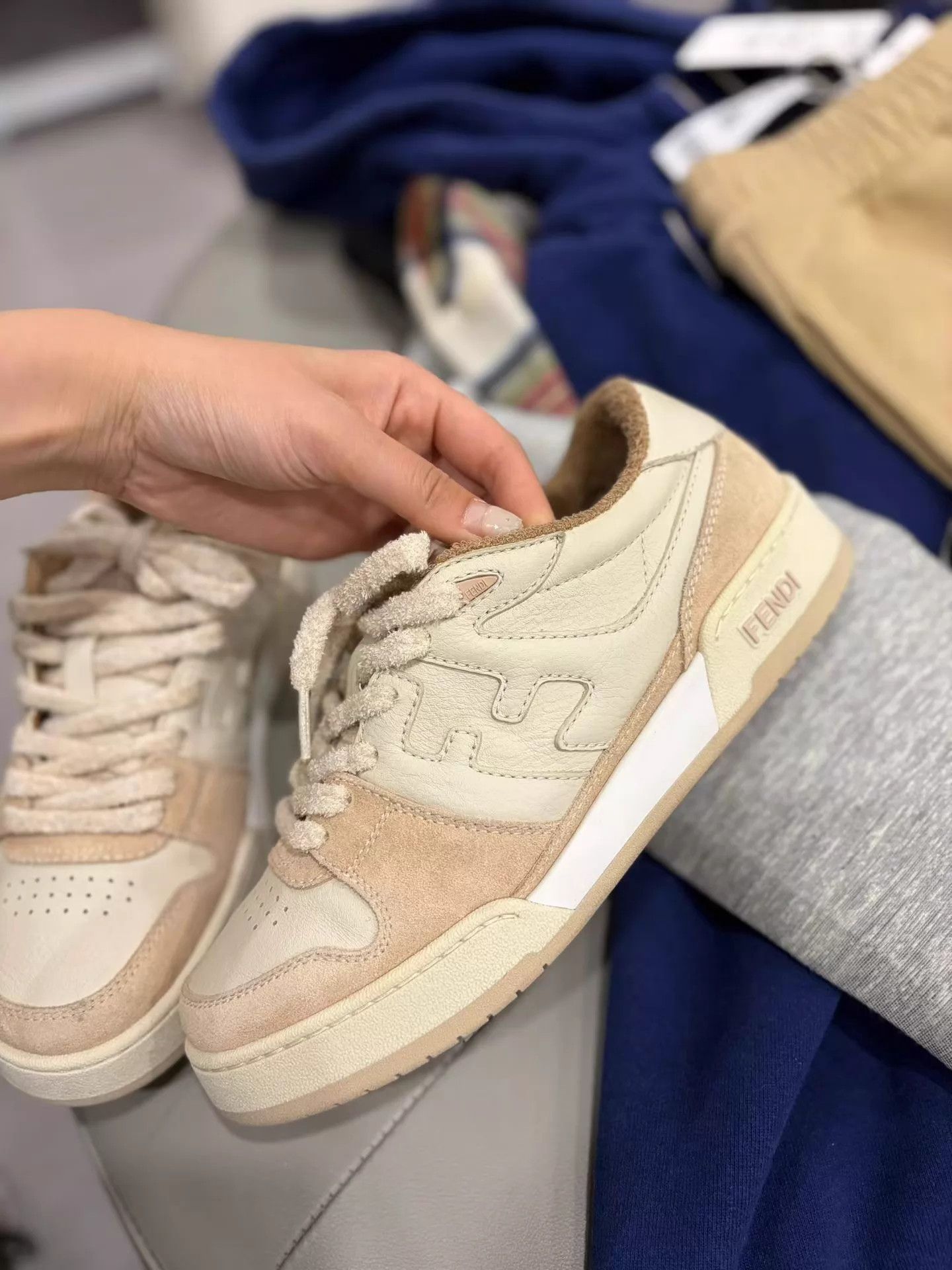 Fendi Fendi Match milk tea sneakers women's 38 98 new Size US 7.5 / IT 37.5 - 2 Thumbnail