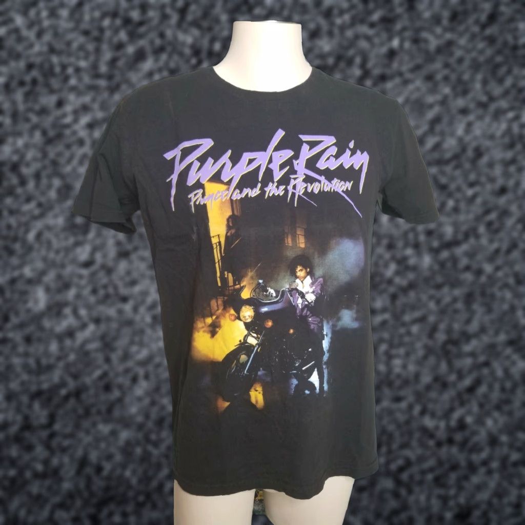 Prince Mens M Prince PURPLE RAIN PRINCE AND THE REVOLUTION T-Shirt Size US M / EU 48-50 / 2 - 1 Thumbnail