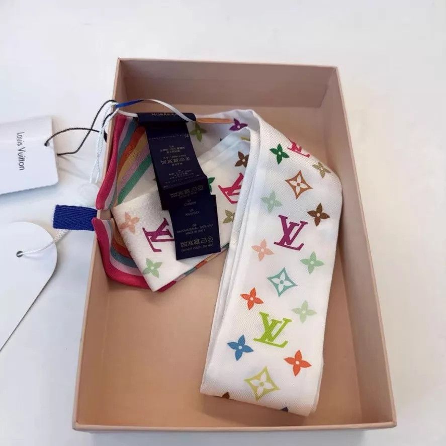Louis Vuitton LOUIS VUITTON Silk Scarf Size ONE SIZE - 2 Thumbnail