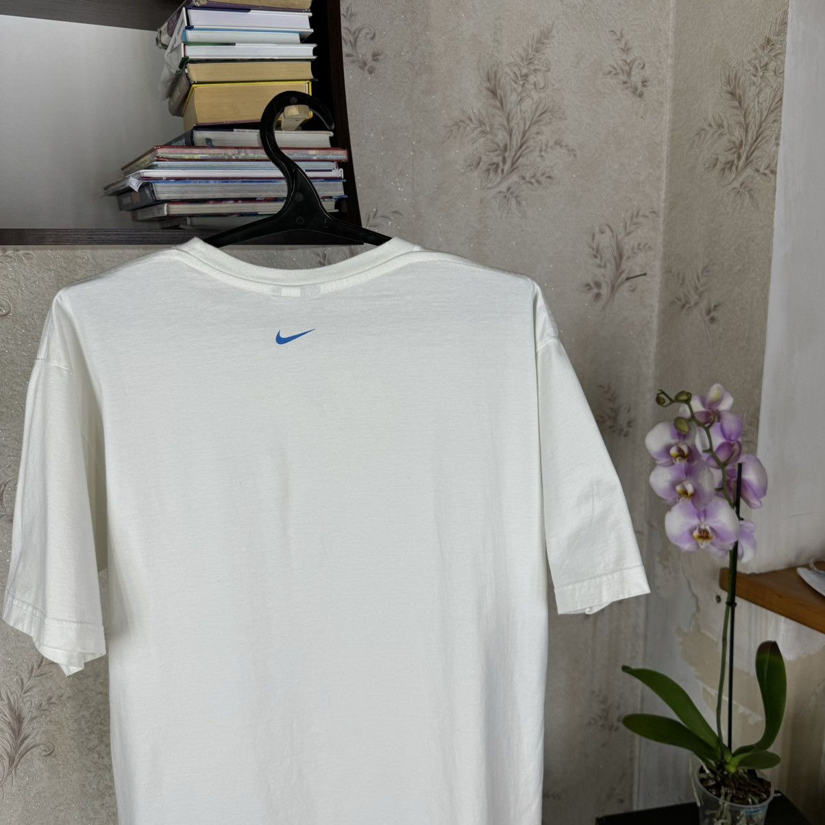 Nike × Vintage Vintage 00s Nike T shirt Centre Logo Tn Drill White XL Mens Size US XL / EU 56 / 4 - 12 Thumbnail