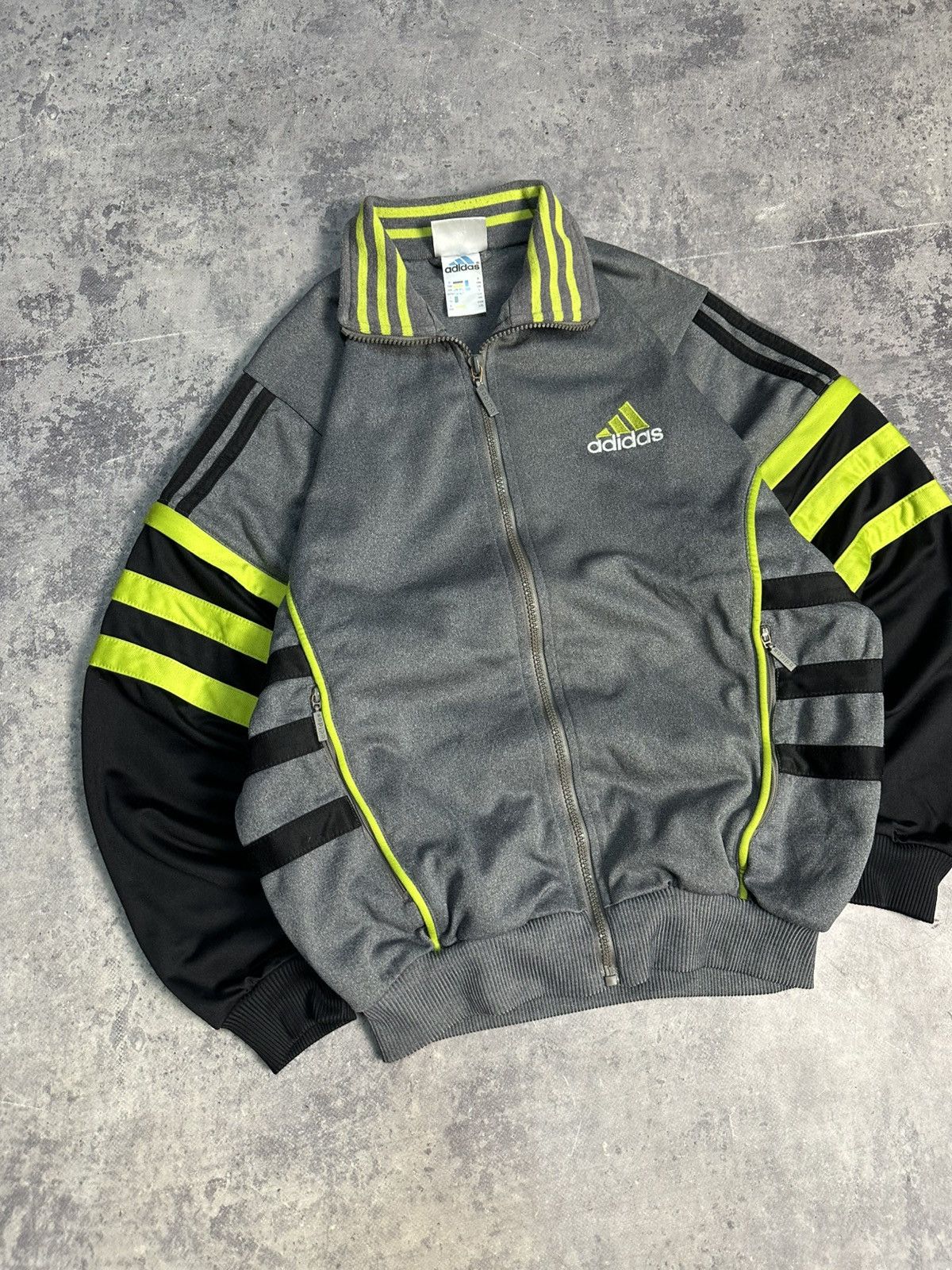 Adidas Adidas Vintage Zip-hoodie Japanese Rare Size US M / EU 48-50 / 2 - 5 Thumbnail