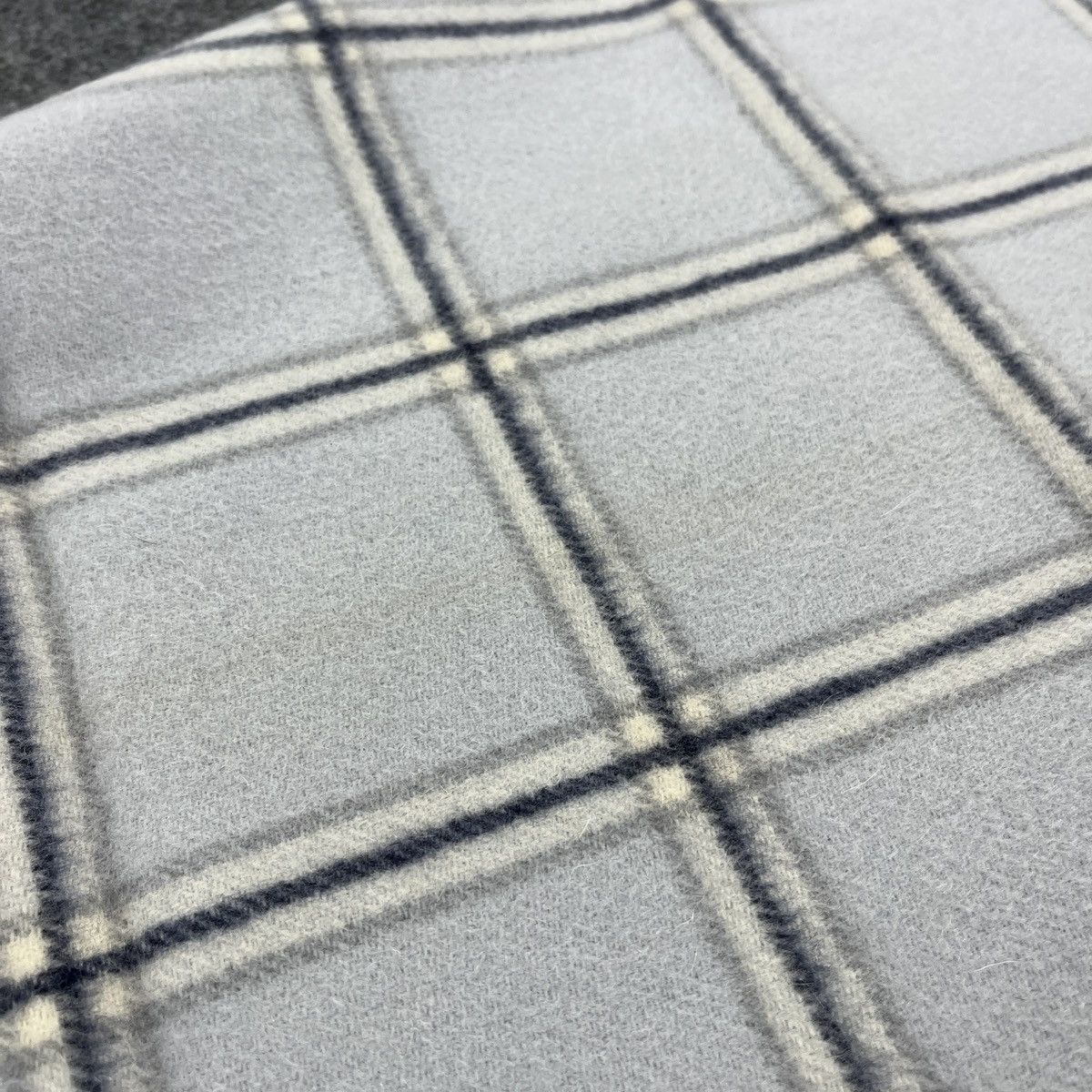 Aquascutum Aquascutum Scarf / Muffler / Neckwear T1546 Size ONE SIZE - 10 Thumbnail