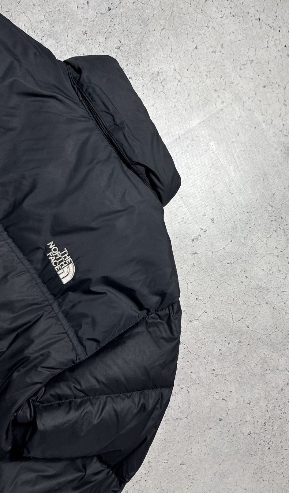 The North Face The North Face 700 Nuptse Black Down Pufffer Jacket Size L / US 10 / IT 46 - 15 Thumbnail