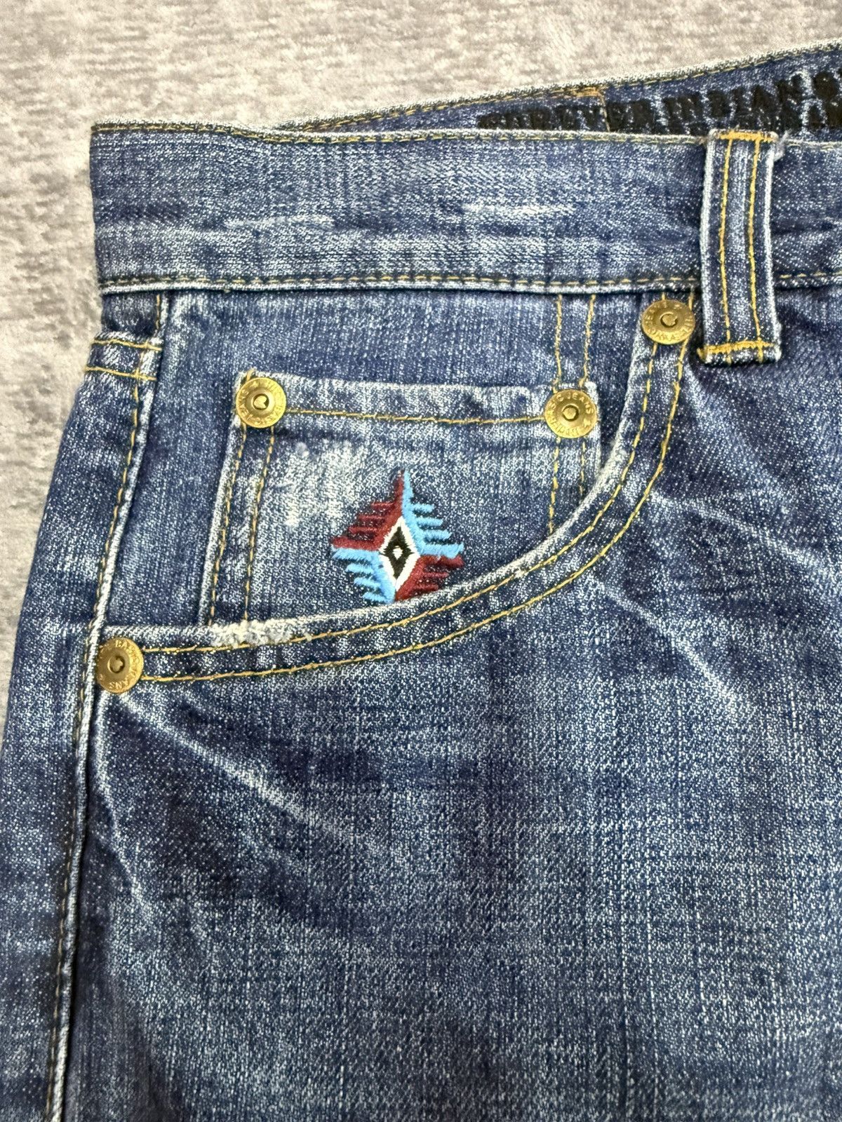 Edwin × Le Grande Bleu (L.G.B.) Gerenimo Japan Feathers Native Embroidered Distressed Jeans Size US 32 / EU 48 - 20 Thumbnail