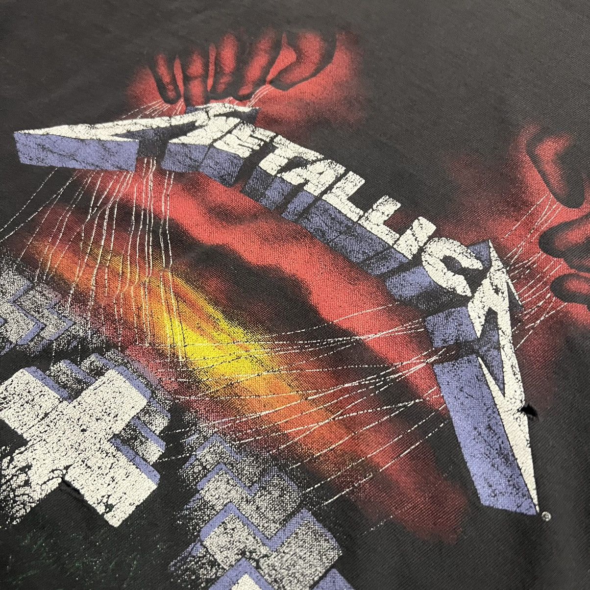 Band Tees Vintage Metallica Master Of Puppets Track List Tee Size US XL / EU 56 / 4 - 4 Thumbnail