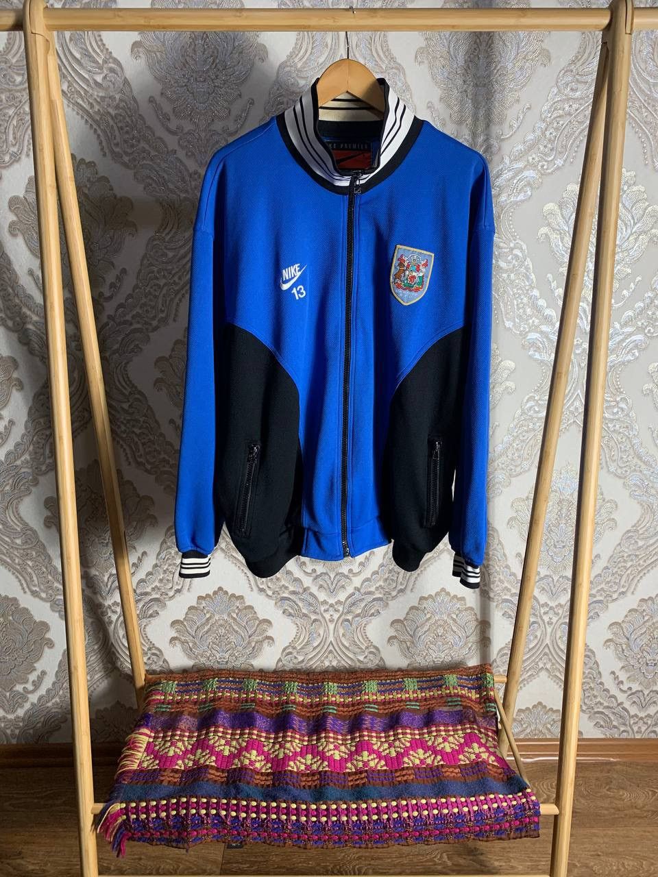 Nike VINTAGE NIKE R.F.C CARDIFF ENGLAND RUGBY JERSEY JACKET 90s Size US XL / EU 56 / 4 - 1 Thumbnail