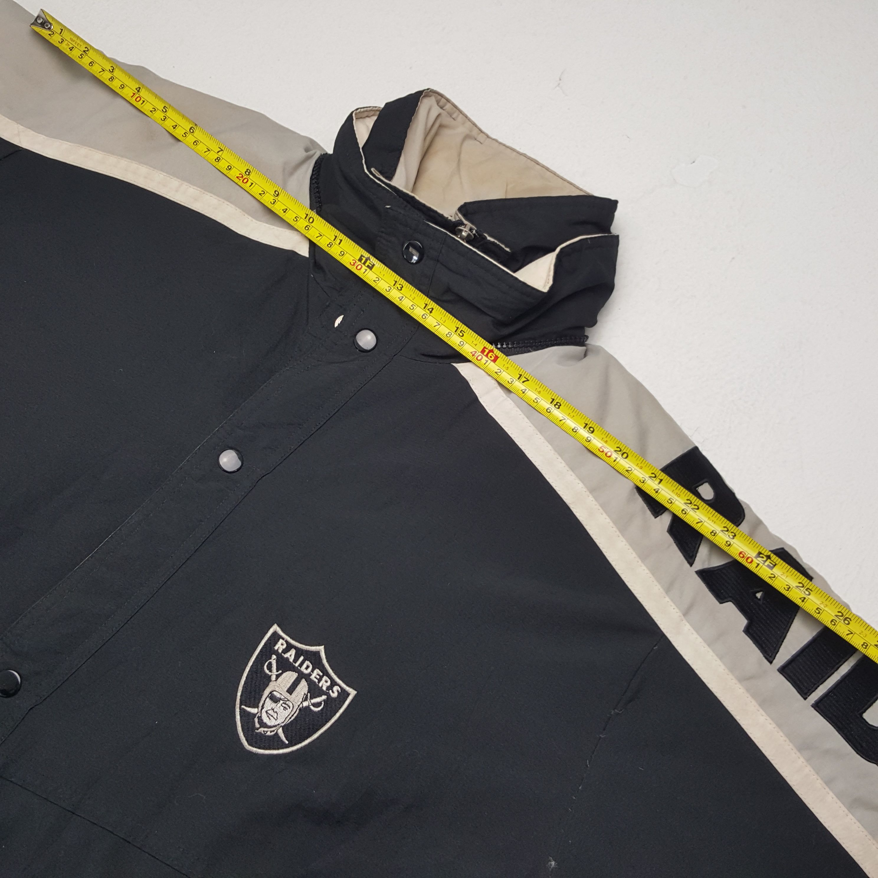 NFL × Starter × Vintage Vintage Raiders American Football Team NFL Winter Jacket Size US XXL / EU 58 / 5 - 7 Thumbnail