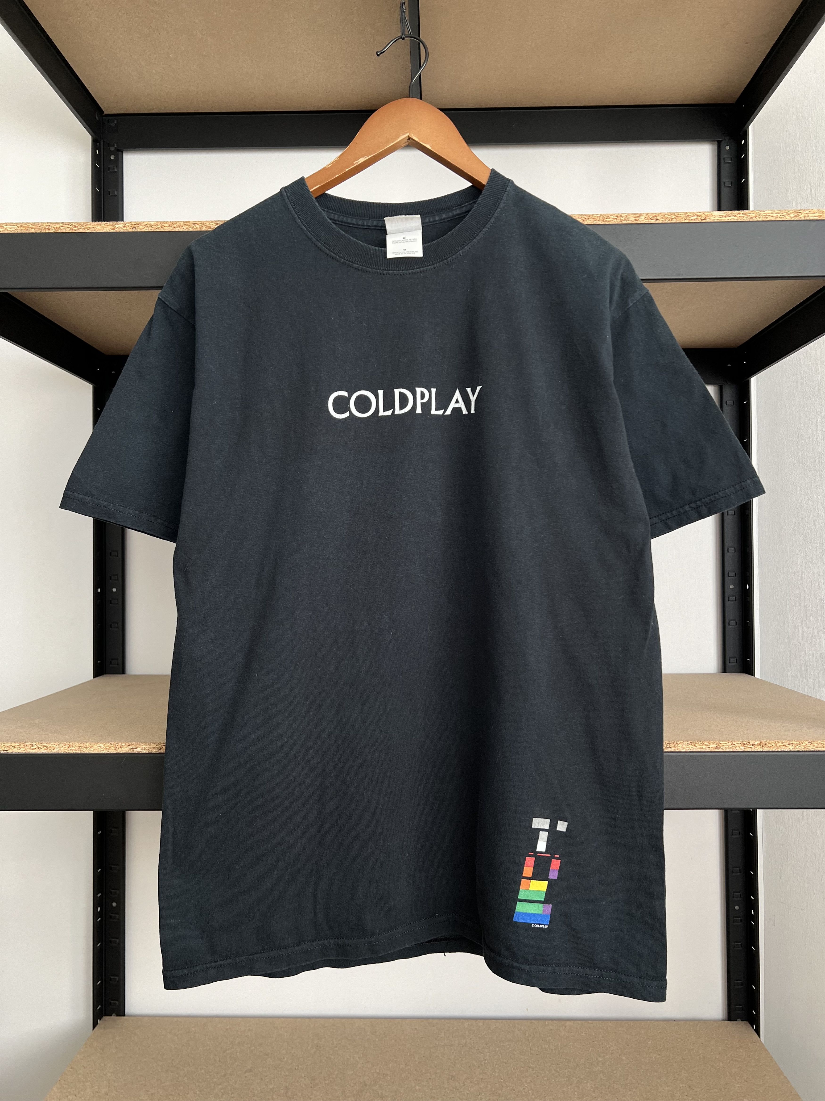 Band Tees Vintage 2000s Coldplay X&Y Rock Band Black T-shirt Size US M / EU 48-50 / 2 - 1 Thumbnail