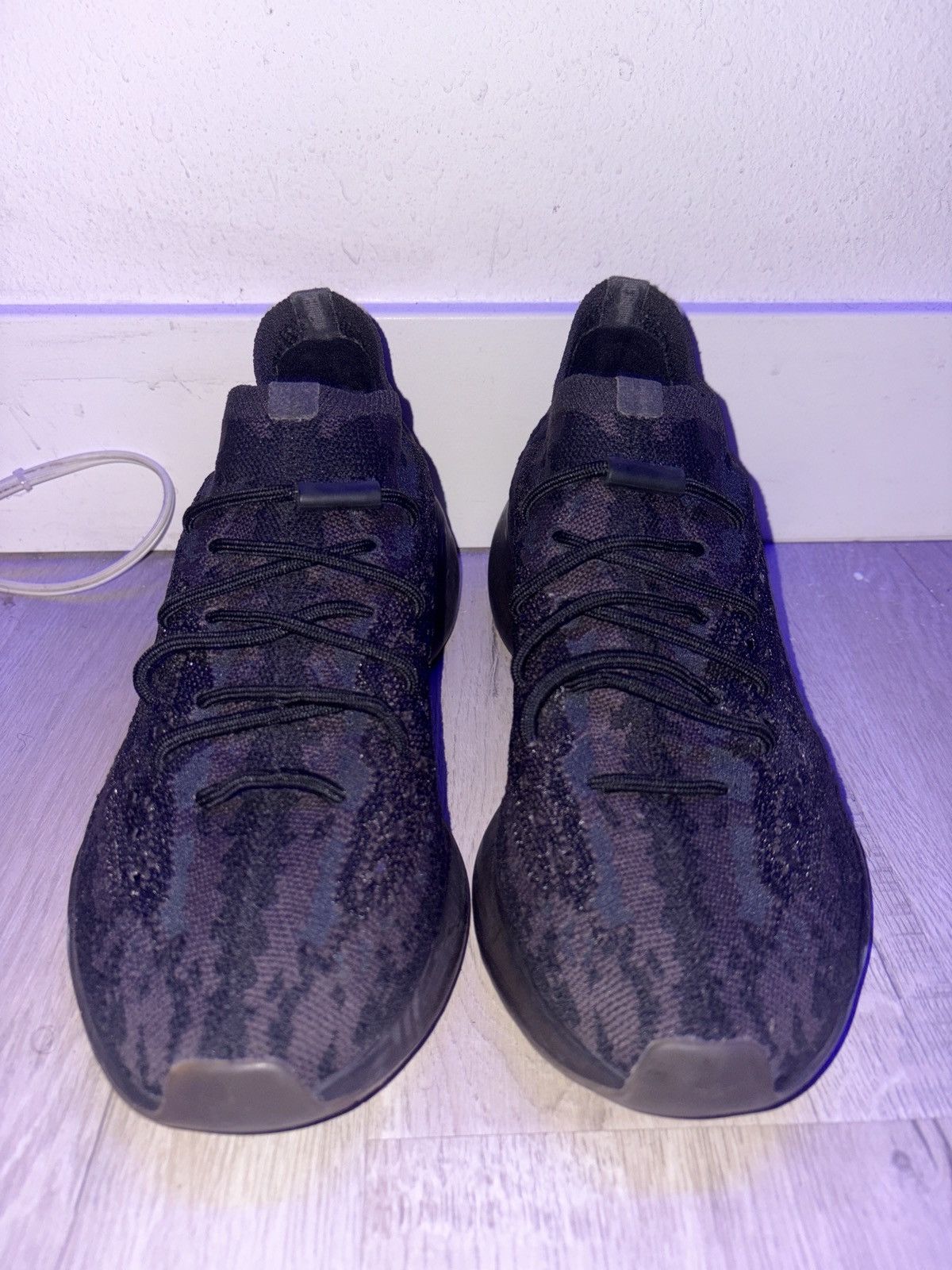 Yeezy Yeezy Boost 380 Onyx Size US 9.5 / EU 42-43 - 3 Thumbnail