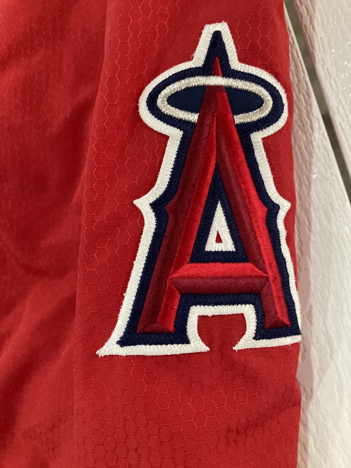 MLB Angels official majestic warm up jersey Size US L / EU 52-54 / 3 - 9 Thumbnail