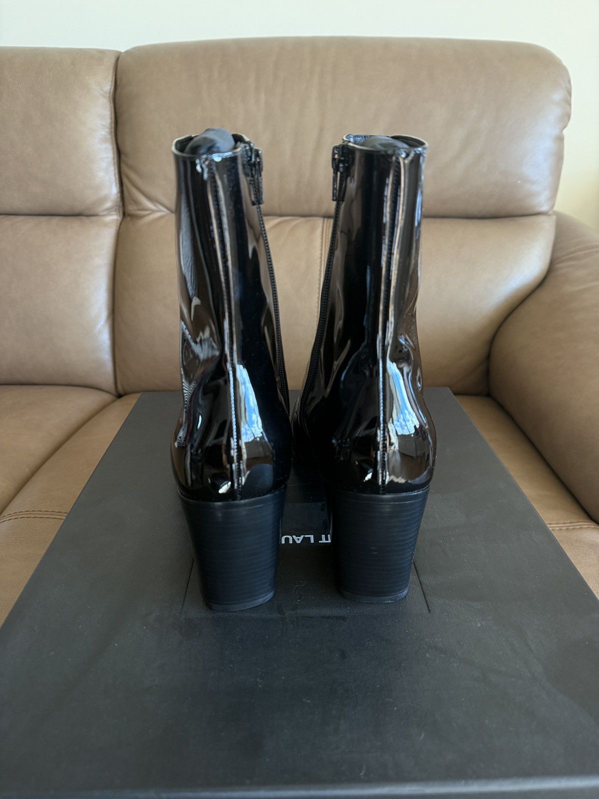 Saint Laurent Paris Saint Laurent Beau 75 Zipped Boots Patent Leather Size US 10.5 / EU 43-44 - 4 Thumbnail