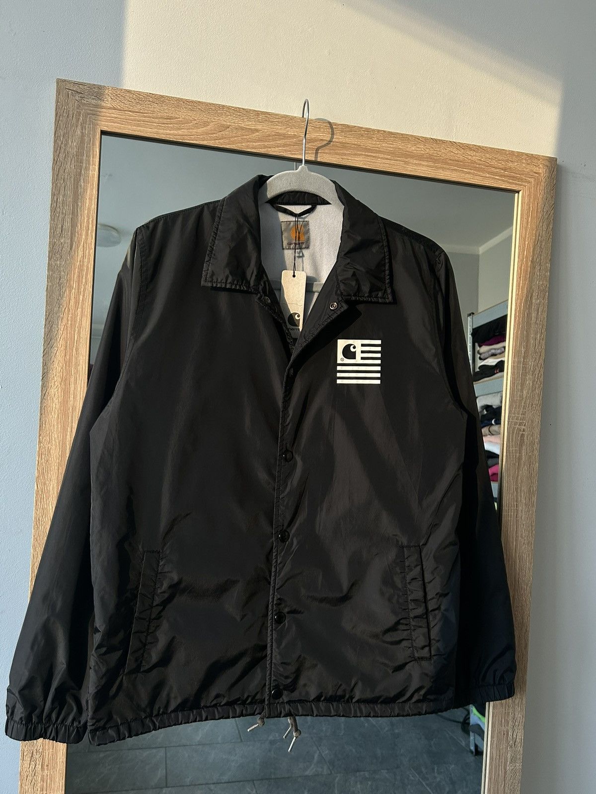 New Bomber jacket carhartt size small mens