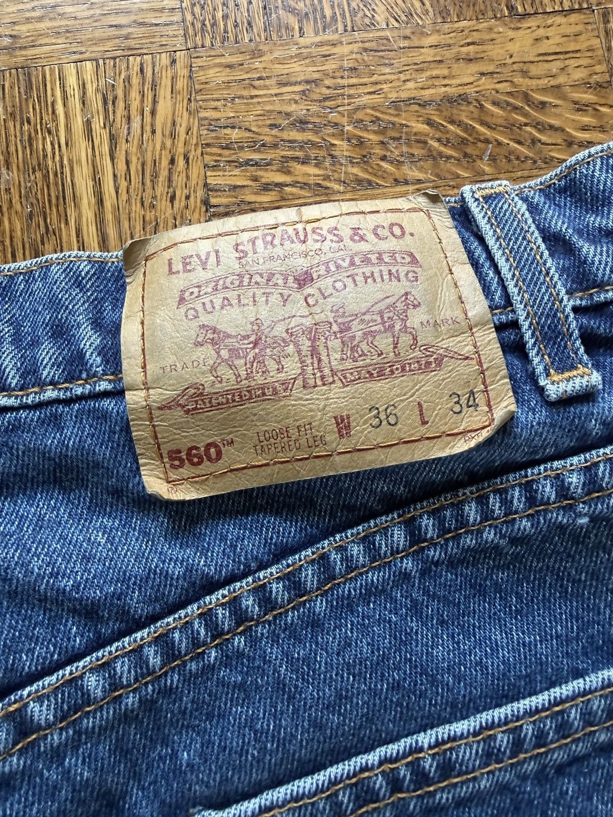 Levi's Vintage 90s Levi's 560 Loose Fit Tapered Leg Size US 36 / EU 52 - 8 Thumbnail