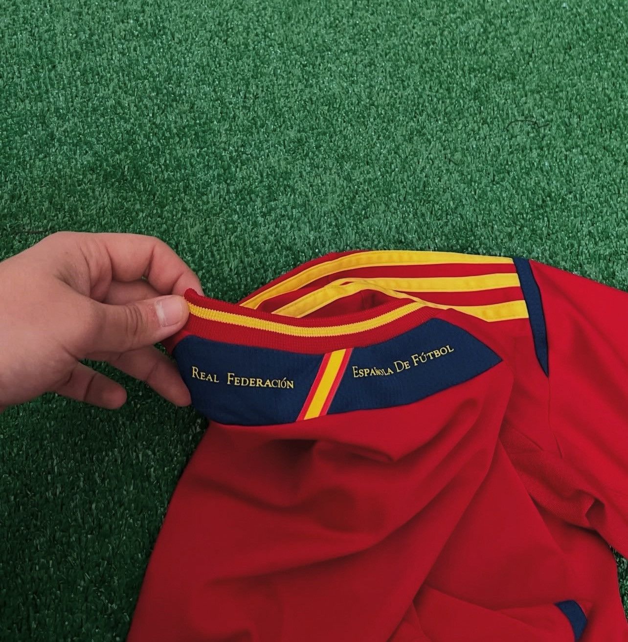Adidas Spain Euro 2012 Home Kit Size US S / EU 44-46 / 1 - 6 Thumbnail