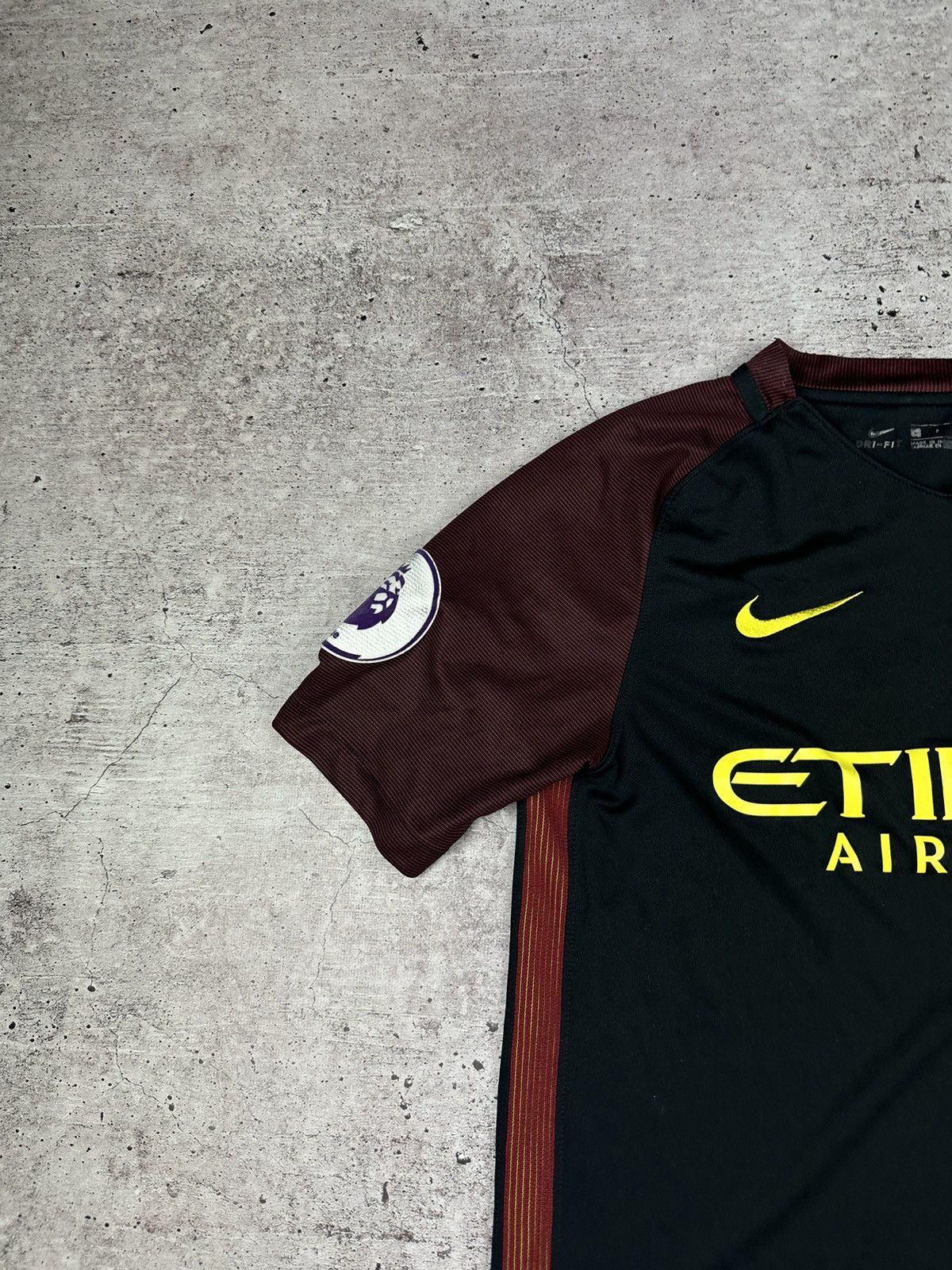Nike 2016/17 Nike Manchester City Away Black Soccer Jersey Size US S / EU 44-46 / 1 - 3 Thumbnail