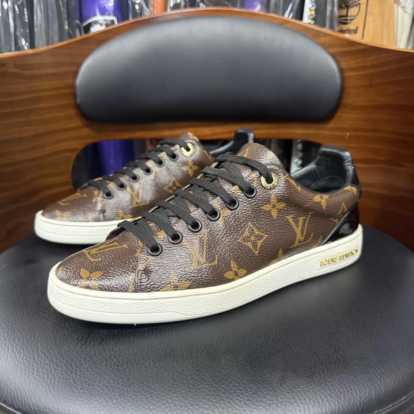 Louis Vuitton LV Frontrow Monogram Cowhide Sneakers 36.5 Like New Size US 6 / IT 36 - 1 Thumbnail