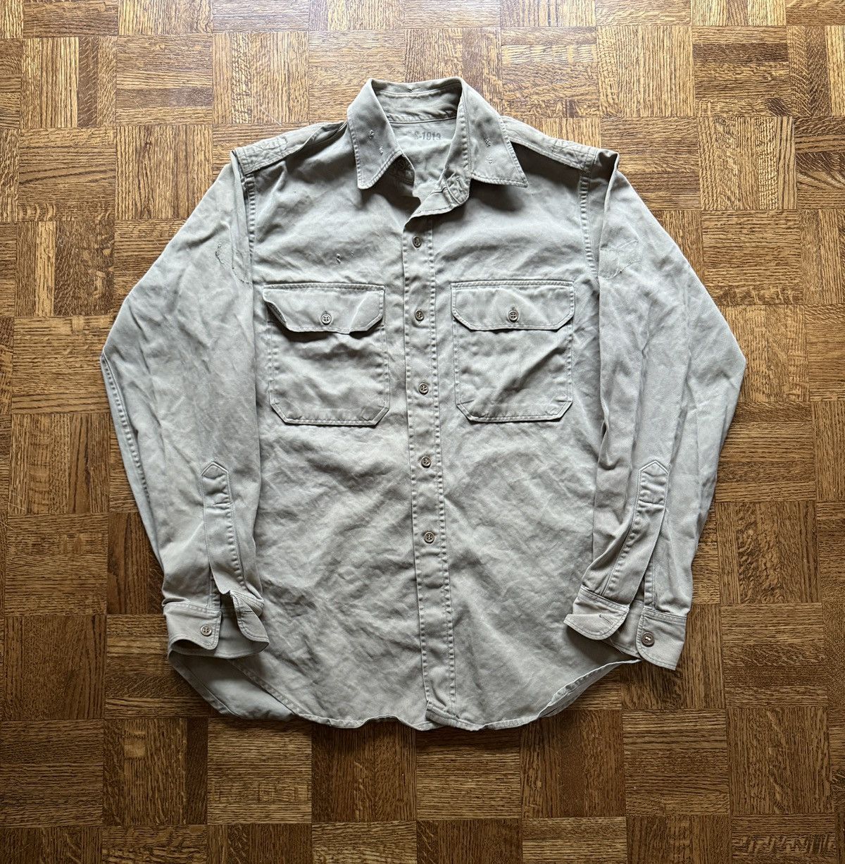 Vintage Vintage 50s Military Army Officers Button Up Shirt Size US L / EU 52-54 / 3 - 1 Thumbnail