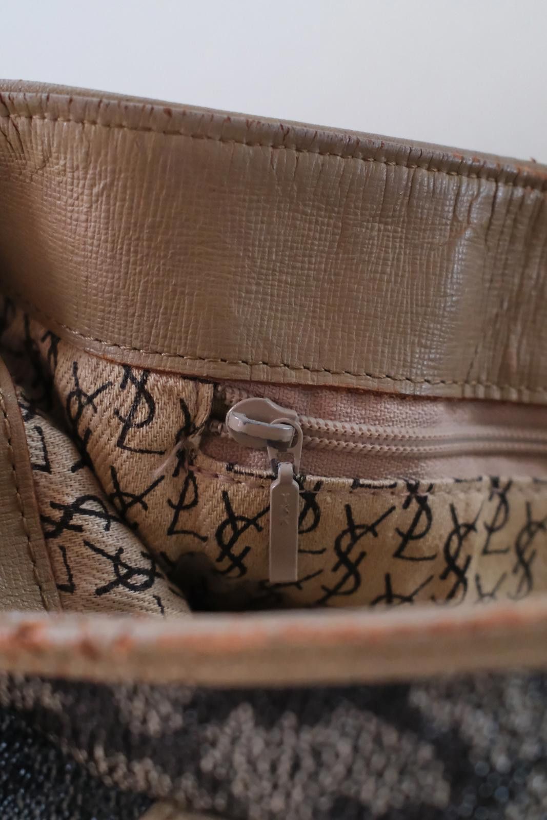 Yves Saint Laurent 80's Yves Saint Laurent Canvas Tote Bag Size ONE SIZE - 9 Thumbnail