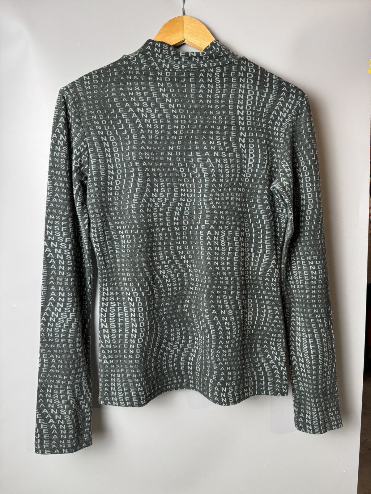Fendi Vintage Fendi Jeans Monogram Wavy Print Turtleneck Size S / US 4 / IT 40 - 6 Thumbnail