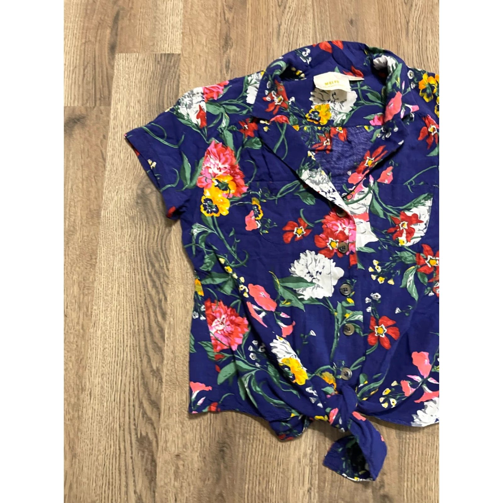 Vintage Maeve Shirt Women's Small Blue Floral Short Sleeve Button-Up Tie Front Casual Modern Regular Womens Size S / US 4 / IT 40 - 3 Thumbnail
