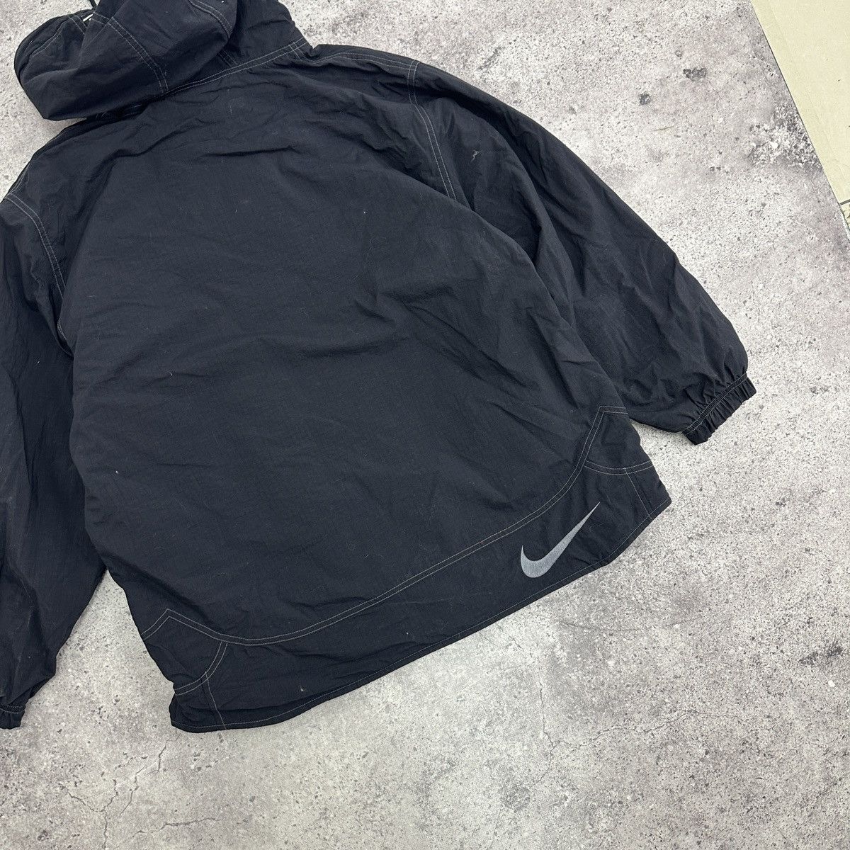 Nike Vintage 90s Nike Embroidered logo swoosh jacket y2k og hype Size US M / EU 48-50 / 2 - 5 Thumbnail