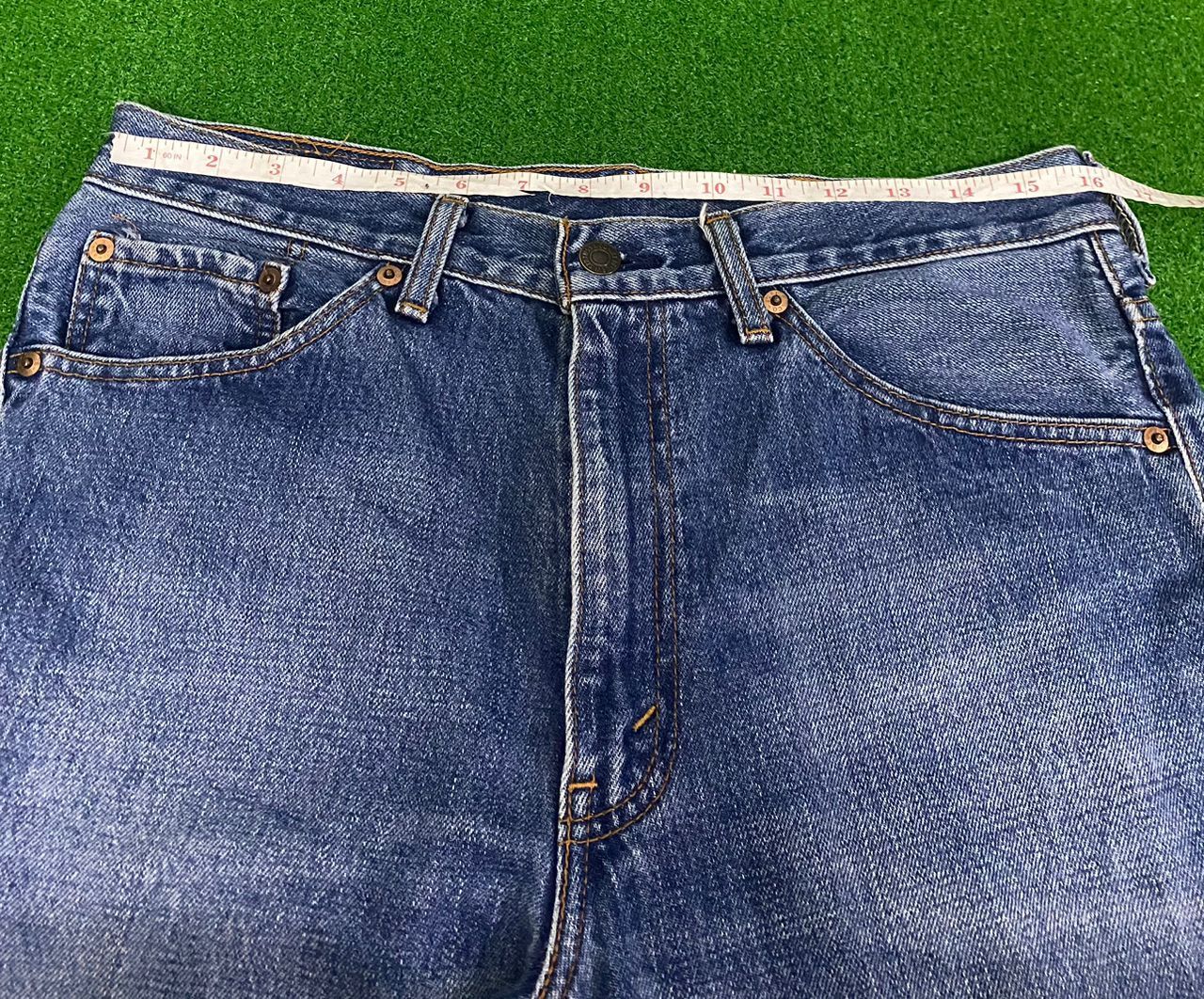 Levi's VINTAGE LEVIS 517 FLARE DENIM JEANS Size US 32 / EU 48 - 8 Thumbnail