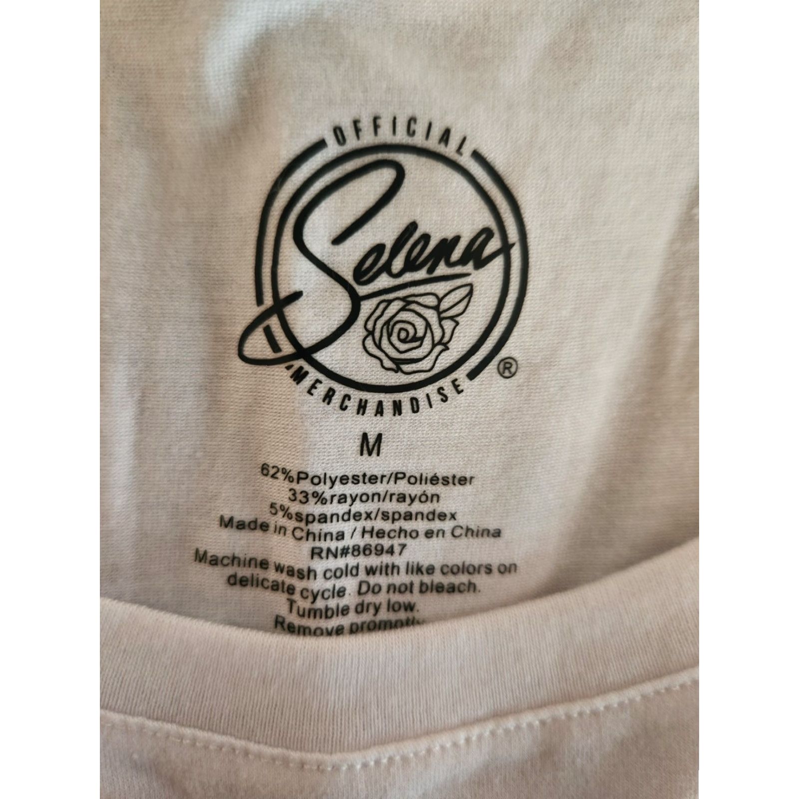Vintage VINTAGE? No. Selena Shirt Womens Medium White Crew Neck Short Sleeve Band Logo T-Shirt Size M / US 6-8 / IT 42-44 - 2 Thumbnail