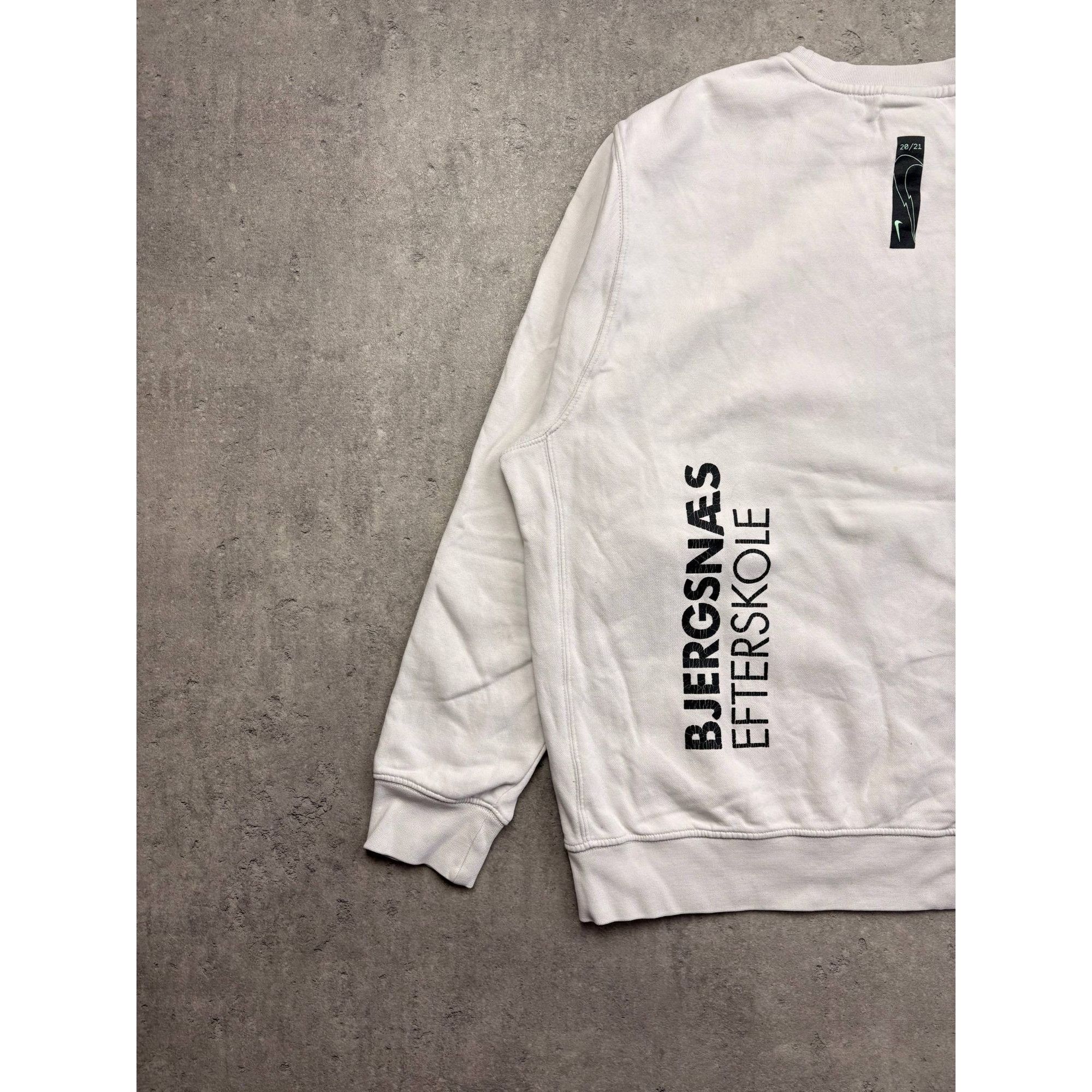 Nike Nike Sportswear 20/21 Lightning Swoosh Crewneck Sweatshirt M Size US XL / EU 56 / 4 - 10 Thumbnail