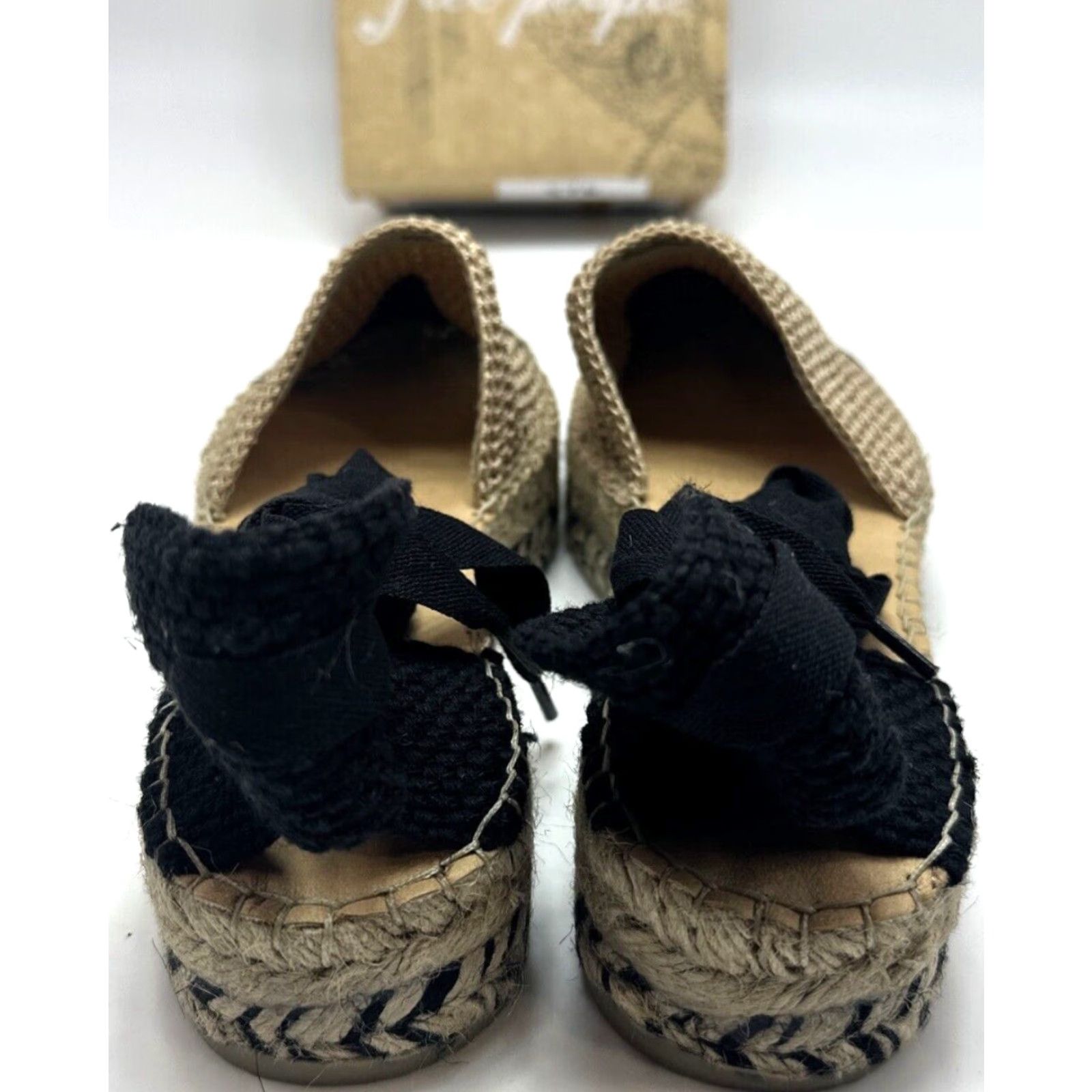 Free People Free People Island Time Wrap Espadrille Sandal Black/Tan US Size 8.5 EU 39 Sandal Women Bohemian Flat Heel 1 in M Multicolor Spain Size US 9 / IT 39 - 4 Thumbnail