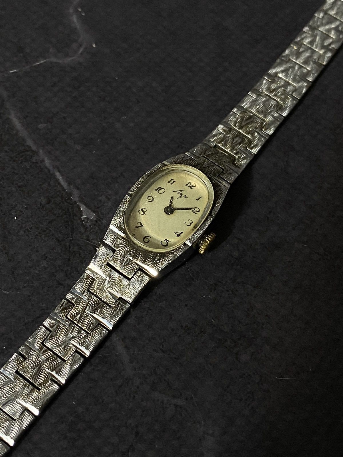 Jewelry Vintage Luch Watch, USSR, Mechanical Size ONE SIZE - 2 Thumbnail