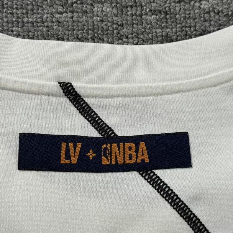 Louis Vuitton LV NBAT-2507 Size US XL / EU 56 / 4 - 7 Thumbnail