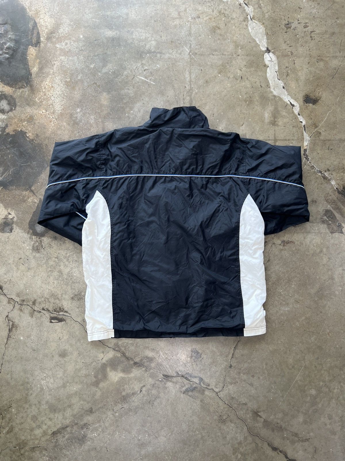 Wilson Vintage Wilson Tennis Windbreaker Jacket Medium Size US M / EU 48-50 / 2 - 4 Thumbnail