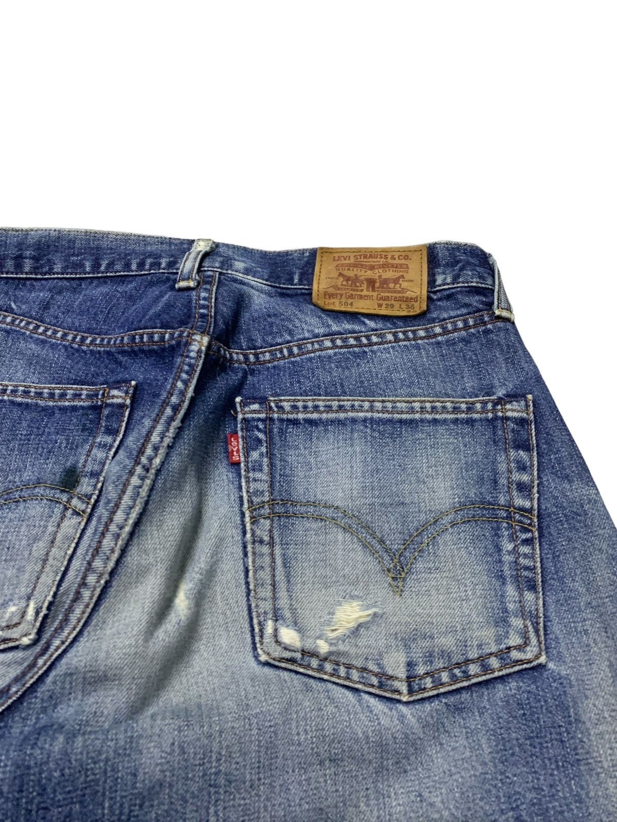 Levi's × Vintage Vintage Levis 504 Selvedge Baggy Cut Distressed Jeans Size US 30 / EU 46 - 14 Thumbnail