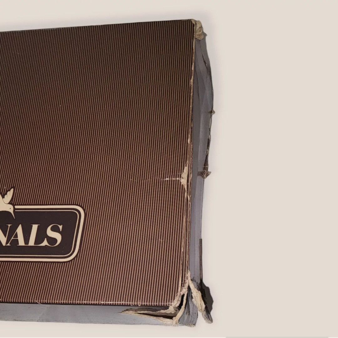Other Vintage Avon Gallery Originals Satin Purse With Original Box Size ONE SIZE - 8 Thumbnail